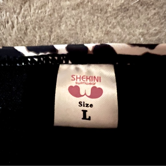 Like new Shekini Leopard print bikini, size Large - Picture 5 of 6